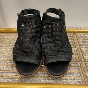 Sofft Milly Slingback Black Bootie Leather Sandal Women's Size 6 M.